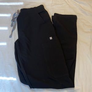 FIGS Yola black scrub pants XXS